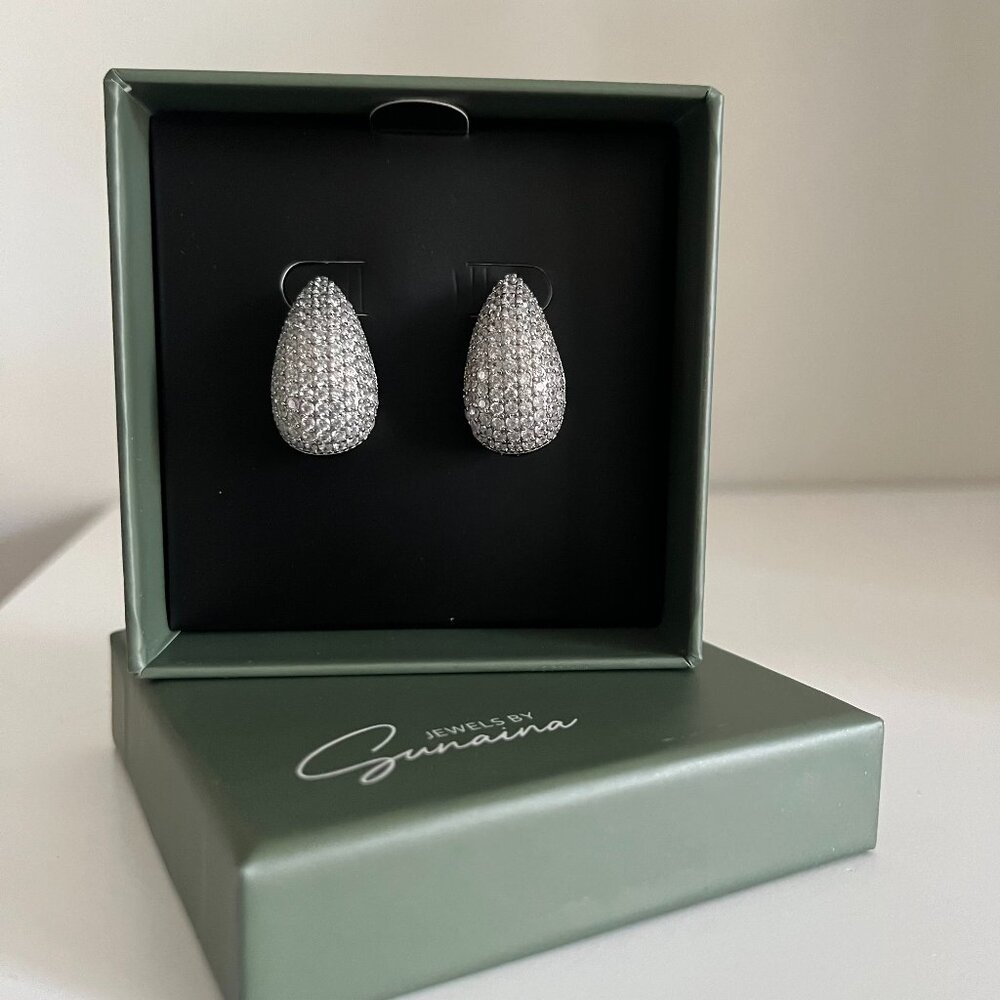 Jewels by Sunaina - Teardrop Narnia Earrings